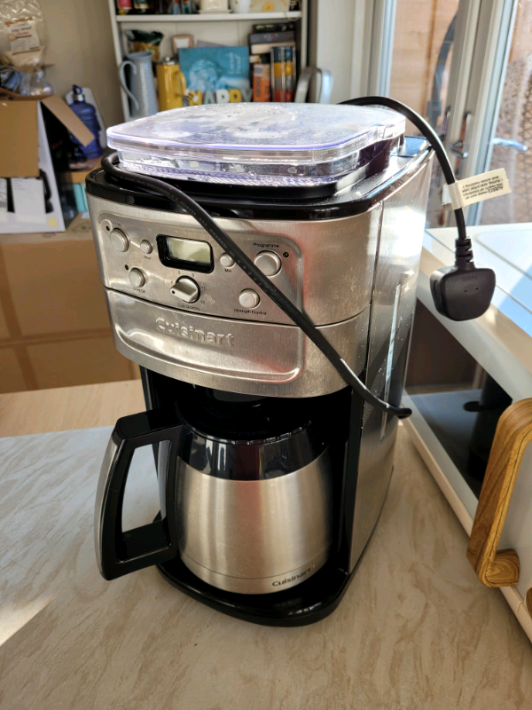 CUISINART BEAN-TO-CUP COFFEE MACHINE 